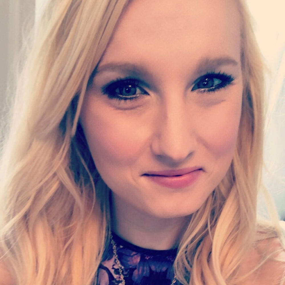 Meet your Posher, Christina